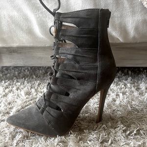 Lola Shoetique Pointed Toe Ankle Booties